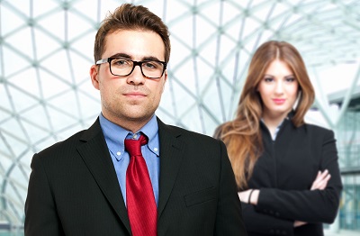 The Pros and Cons of Dating a Lawyer: What to Expect in a Relationship